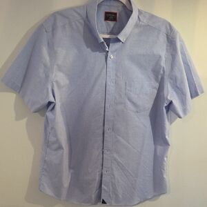 UNTUCKit Light Blue Casual Button Down Shirt